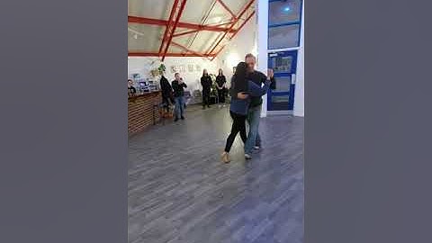 Studio T: Improvisation social dance floor turns #tango #improvisation #tangolesson