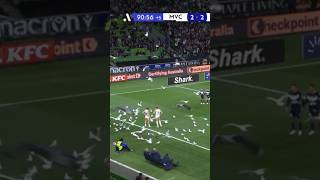 AAMI park aka the stadium where weird stuff happens #fanmoments #football #fancraze #truefan #seal