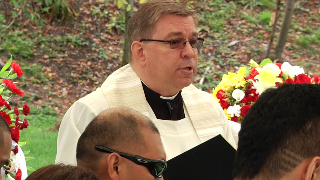 videography with iphone Burial Service of Romulo Sanidad