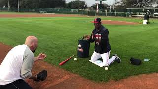 Dimino Works Out With Ron Washington