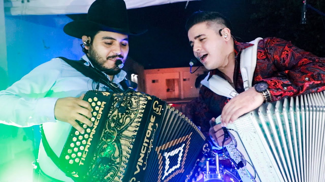 Arboles de la barranca - Los Tercos Ft. Carlos y Jose Jr.