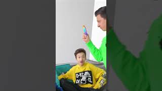 Thumbnail for НАШИЯТ БАЩА Е ПРОТИВ POP IT