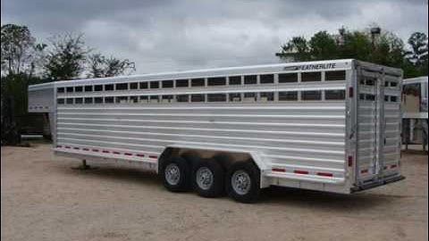 2016 Featherlite 8127 LIVESTOCK TRAILER  New Rvs - CONROE,TX - 2016-12-15