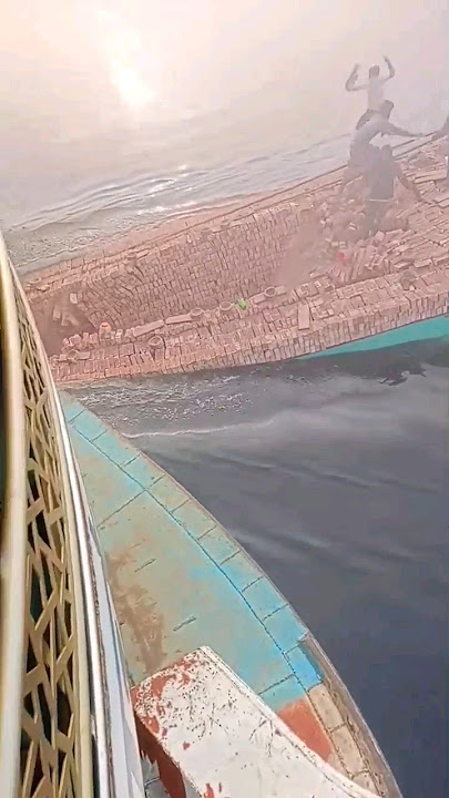 🥲 Brick ship sunk | Trawer sink | Accident #shortsvideo