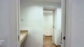 : You Won't Believe This Hidden Gem in Barcelona! 🇪🇸 196m²