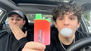 My Friends First Time Trying a Disposable Pt. 2