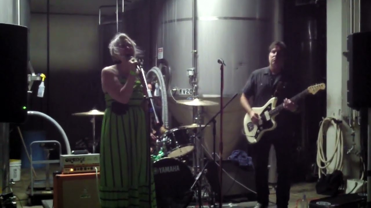 Assista a Talking to Shadows - "Lost" @ DC Brau, Washington D.C. Live, HQ no YouTube Assista a Talking to Shadows - "Lost" @ DC Brau, Washington D.C. Live, HQ no YouTube