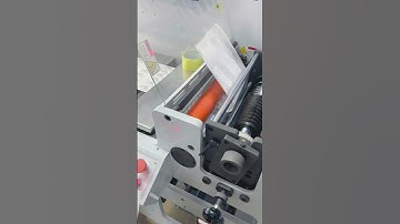 Equipped with another high-speed label inspection machine to guarantee the printing quality!