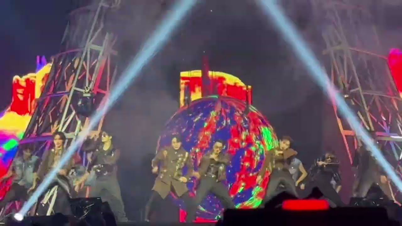 Ateez.  Work. Front view.  Phoenix.  7.25.24