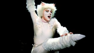 Victoria The White Cat  Solo Dance (Vienna 2019)