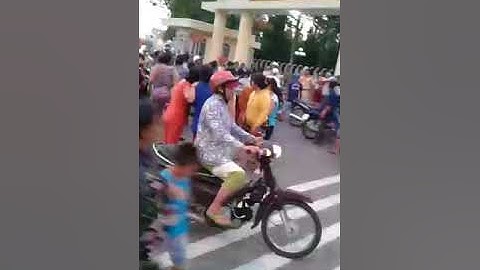 Biểu Tình Phản Đối Thuê Đất đêm 10/06 - Đặc Khu 99 Năm - Đừng Để Lòng Yêu Nước Bị Lợi Dụng