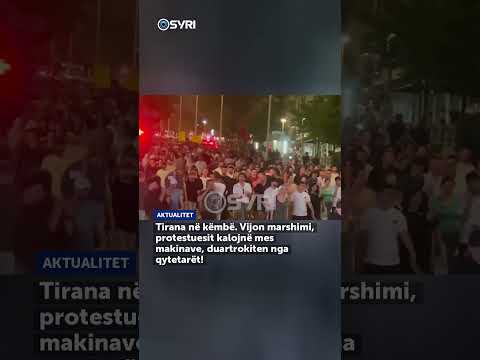 Tirana në këmbë. Vijon marshimi, protestuesit kalojnë mes makinave, duartrokiten nga qytetarët! - SHORTS