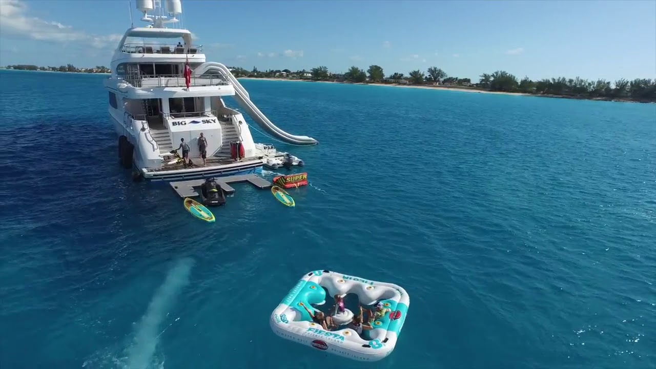 Luxury Motor Yacht Big Sky