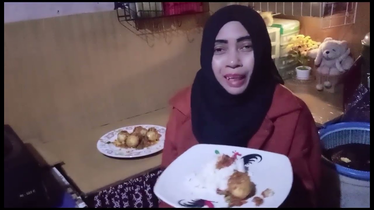 HARI INI MASAK TELOR SAMBELADO.......