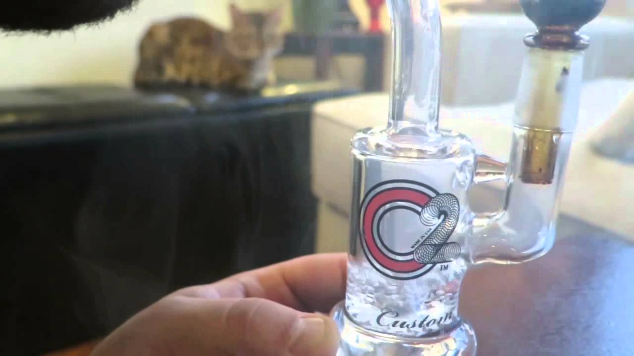 Dabbing Shatter BHO Wax Errl on a C2 Daisy Quartz Domeless