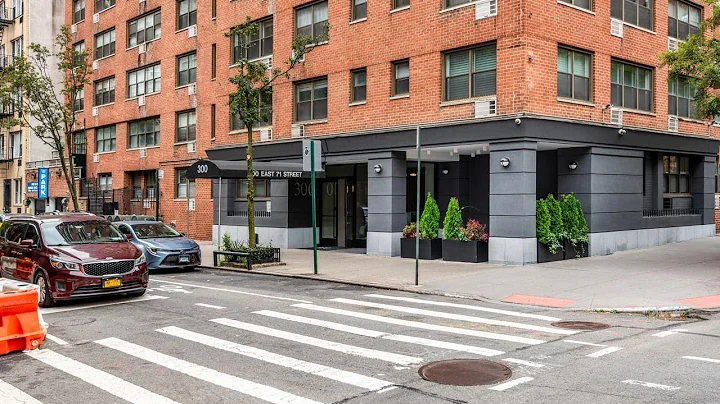 300 E 71st St, New York, NY