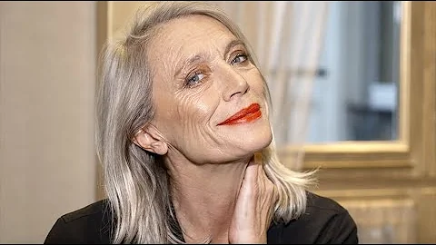 How to Do Party Makeup a la Parisienne | Westman A...