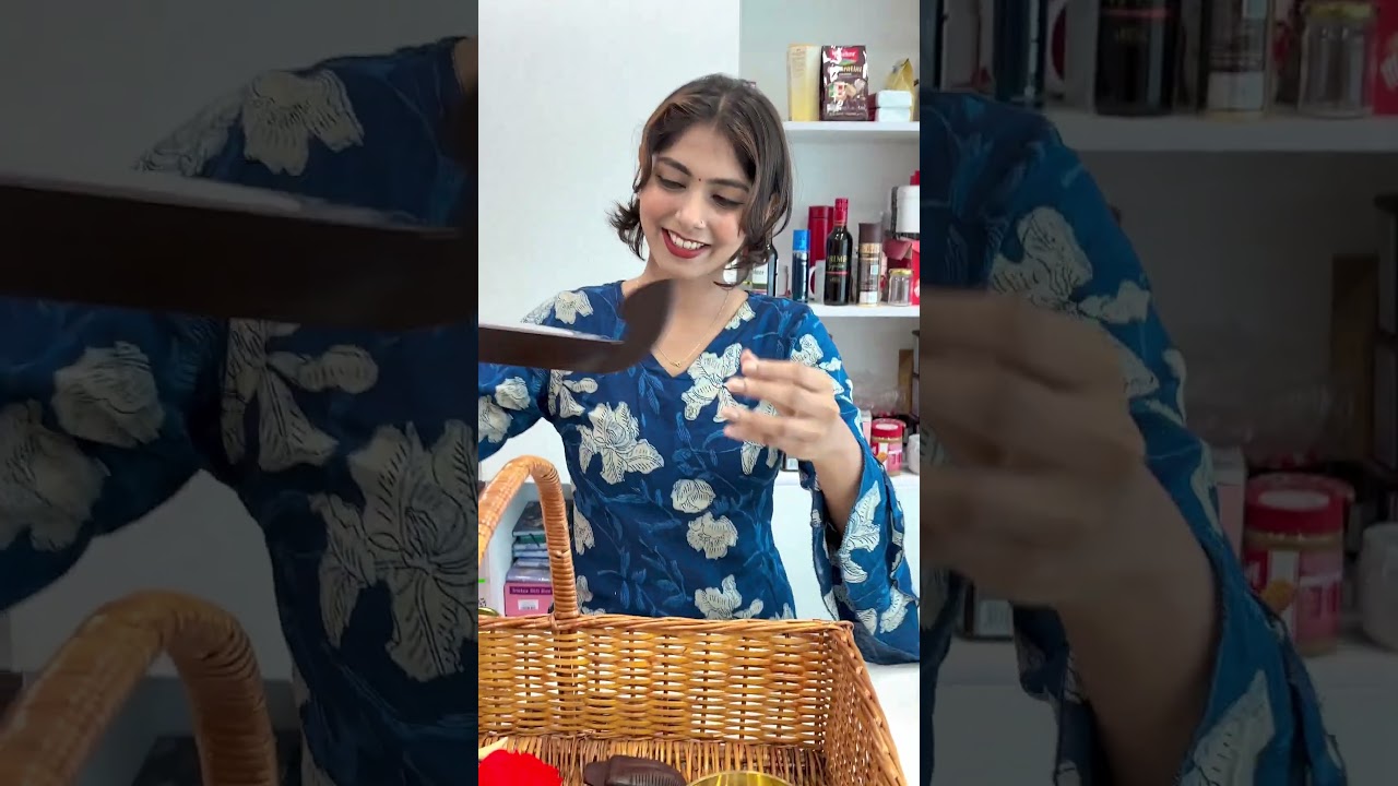 Unveiling the Traditional South Indian Kerala Gift Hamper by Angroos | Authentic Kerala Gift Ideas