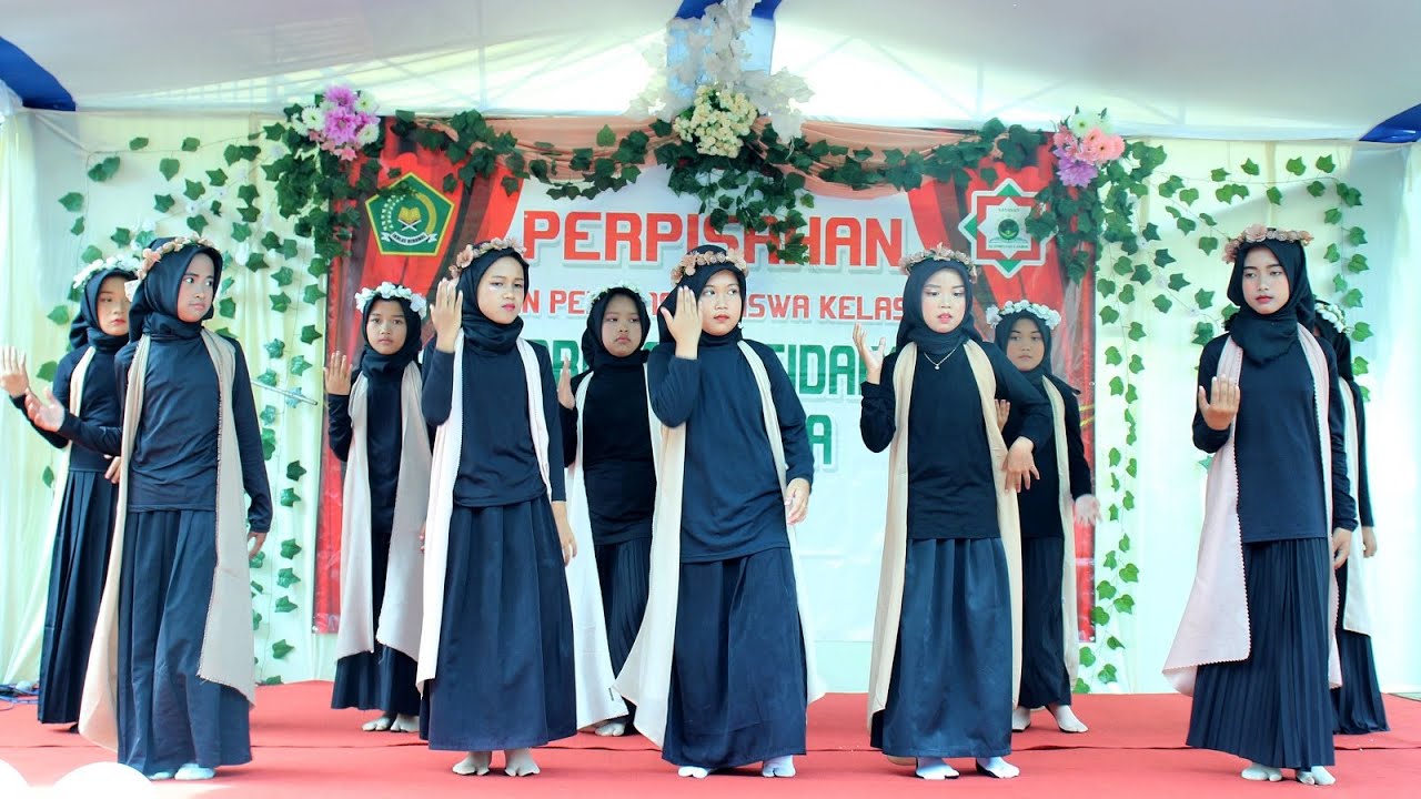 Tari Arabic Judul Lagu Bertauhid - Kelas Empat Putri MI Sidaharja 2023