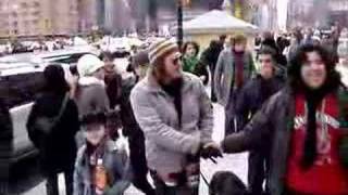 Famous billy ray cirus walking his dog with his kids in newyork Net Worth