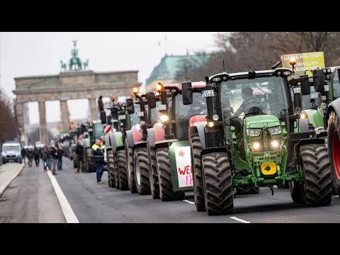 Тракторный бунт охватил всю Германию. Немецкие фермеры на технике идут на Берлин
