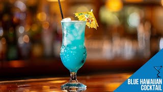 Blue Hawaiian Cocktail - How to make a Blue Hawaiian Cocktail Recipe by Drink Lab (Popular)