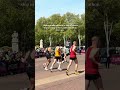 Runners Help Each Other ❤️ | Heartwarming London Marathon Moment