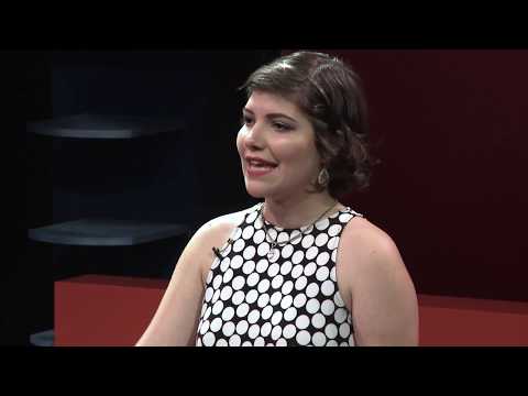 Confessions of a Honor Roll manisk depressiv | Valeria Hernandez | TEDxUF