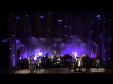 Counting Crows - “Hanginaround” (live 9-8-21)