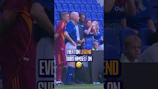 Kai 69-erių metų Peteris Reid'as pats save pakeitė prieš AS Roma Legends! 😆