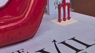 The D3vil Wears Prada 2 pop-up display