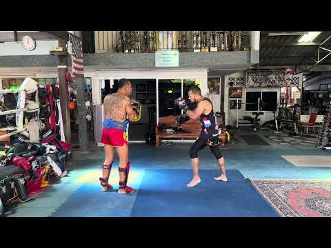 Muay Thai Pad Work at Sasiprapa Gym Bangkok 2023🔥