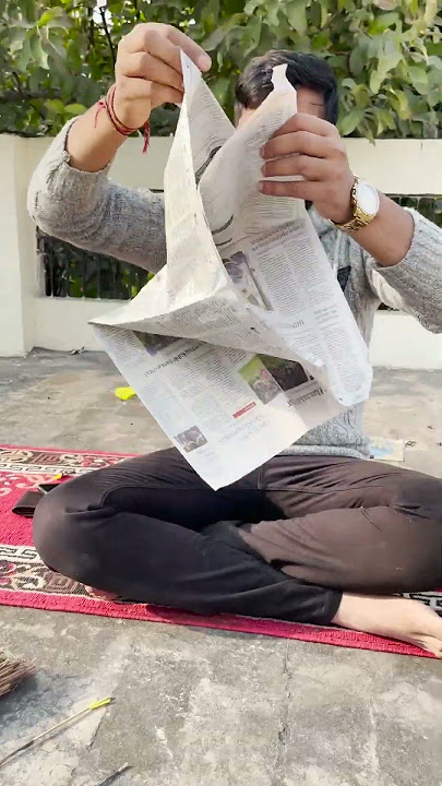 MAKING OF NEWSPAPER KITE #shorts #kitefestival #kiteflying #makarsankranti