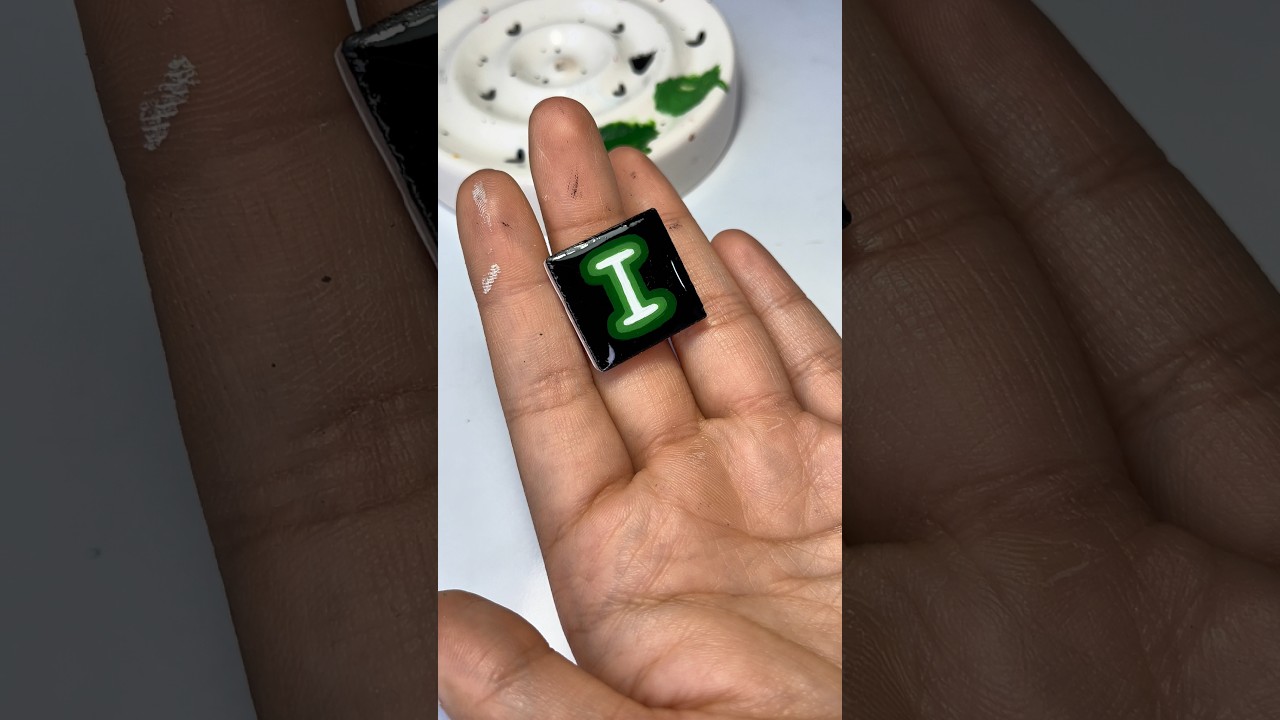 Painting the Letter I 