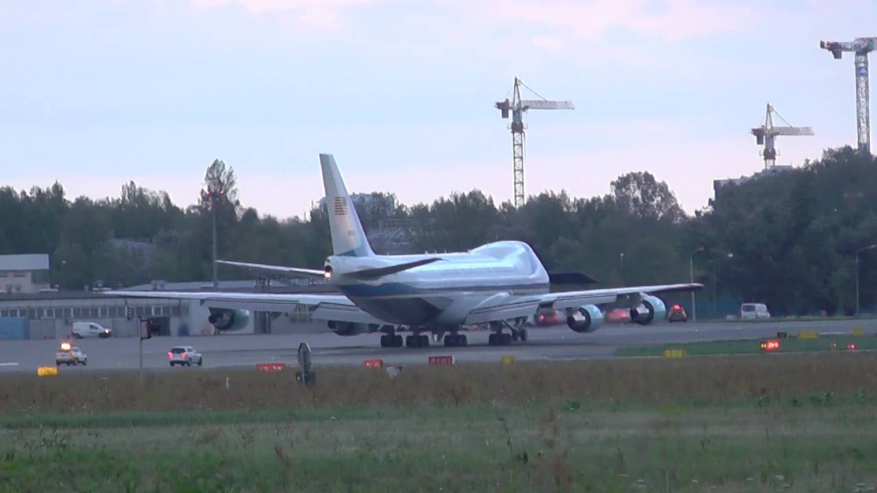Air Force One VC25A Taxi and Take off from Warsaw Chopin Airport (EPWA