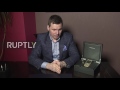 Zlatni "pravoslavni" telefon bez interneta za 25.000 dolara (VIDEO)