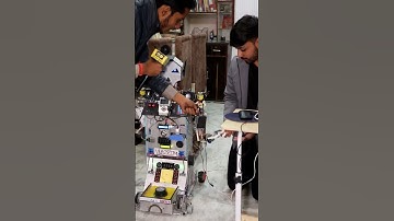 Robot 🤖 मिलाता है हाथ । #रोबोट #robot #robots #robotic #robotgame #robotdog