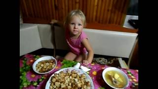 Гороховый суп с копчеными крылышками.