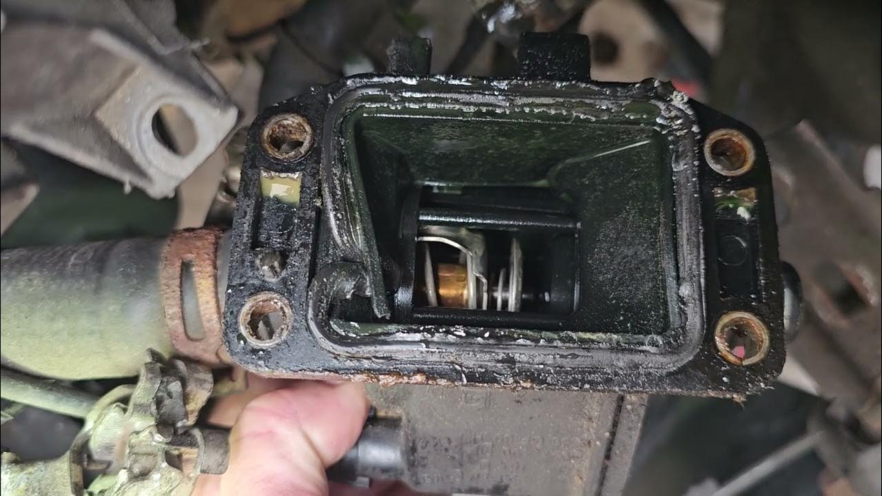 Boîtier d'eau ! fuite liquide de refroidissement 1.4 hdi c3 206 207