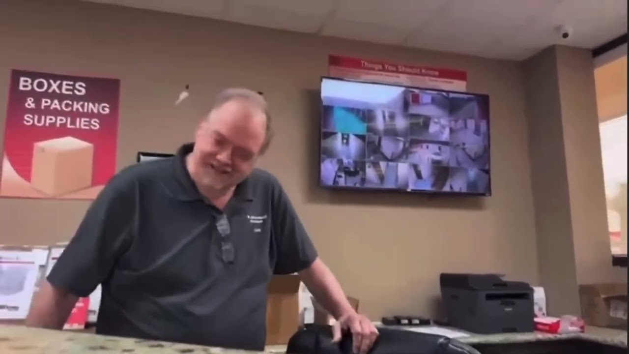 RED GET PUNCHED IN THE FACE FOR DOING HIS JOB‼️🤣