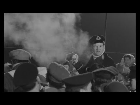A Night to Remember (1958) #37 - Getting onto the lifeboats (#9)