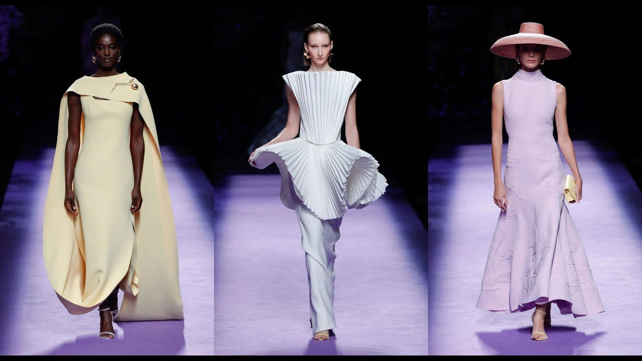 Isabel Sanchis Spring Summer 2025 Fashion Show | Mercedes-Benz Fashion ...