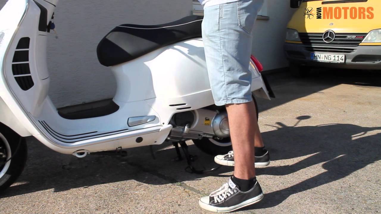 Vespa GTS 300 - Hauptständer - YouTube