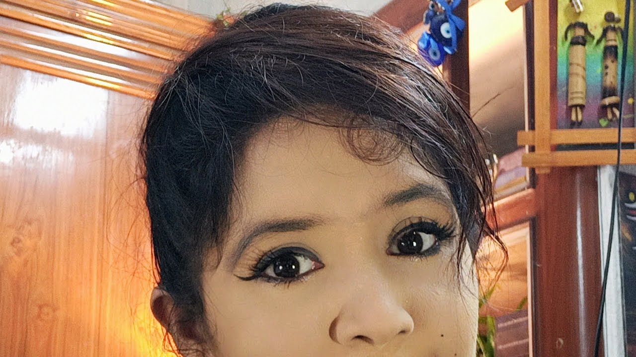 লুকিয়ে খোঁজ নিচ্ছে রোজ গোপনে সে🧿@MUHURTERDAKEAMISANGITA789 #tarot DIVINE🛡️#love #occult 