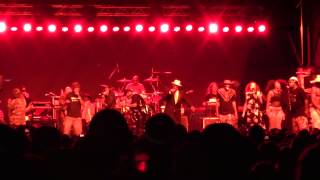 George Clinton &amp; Parliament Funkadelic - Somethin&#39; Stank/Hard as Steel @ Long Beach Funk Fest 2014