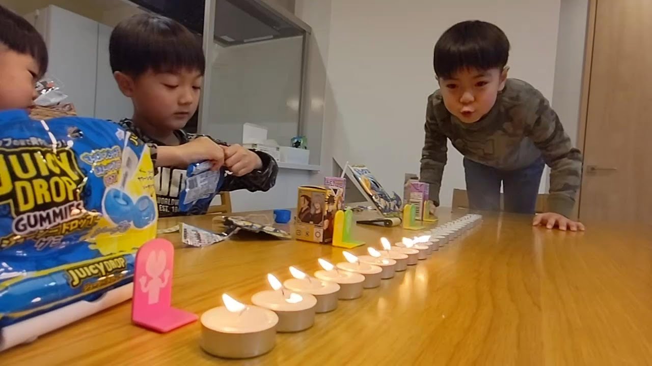 キャンドルブローチャレンジ　おやつゲットするぞ　Candle Blowing Challenge　＃1408　ひなごんおいちゃんどんちゃん三兄弟Vlog
