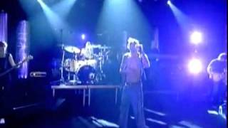 Tricky - Vent (Live France 2008).flv