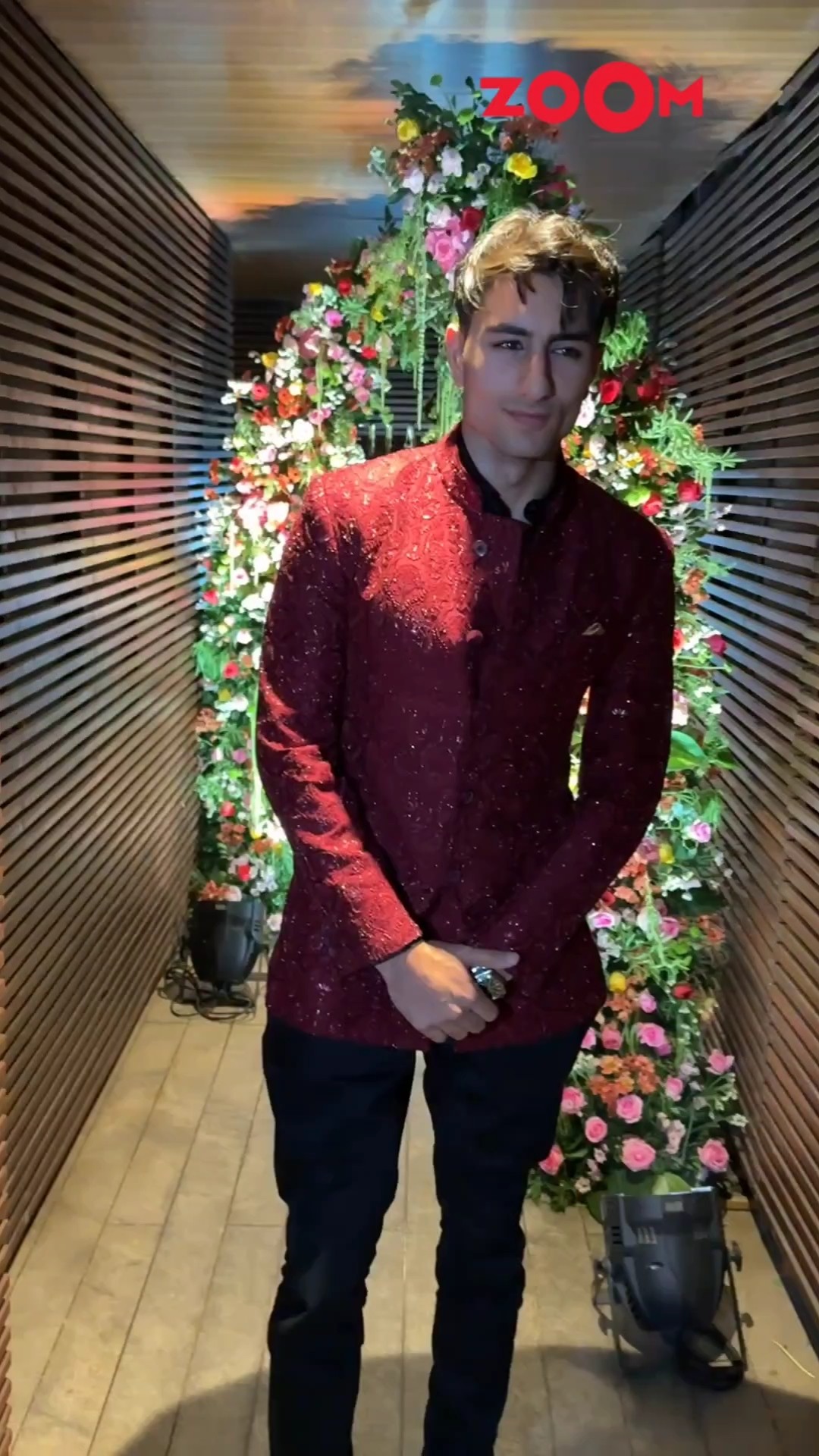 Paps SHOUT handsome as Ibrahim Ali Khan ARRIVES at Aaliyah's pre wedding function ? #shorts