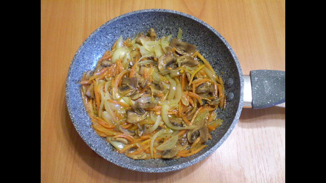 Салат Петровский с грибами