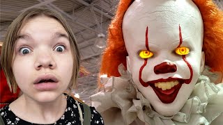 PENNYWISE RETURNS! Spirit Halloween Props & Decorations PENNYWISE RETURNS! Spirit Halloween Props & Decorations